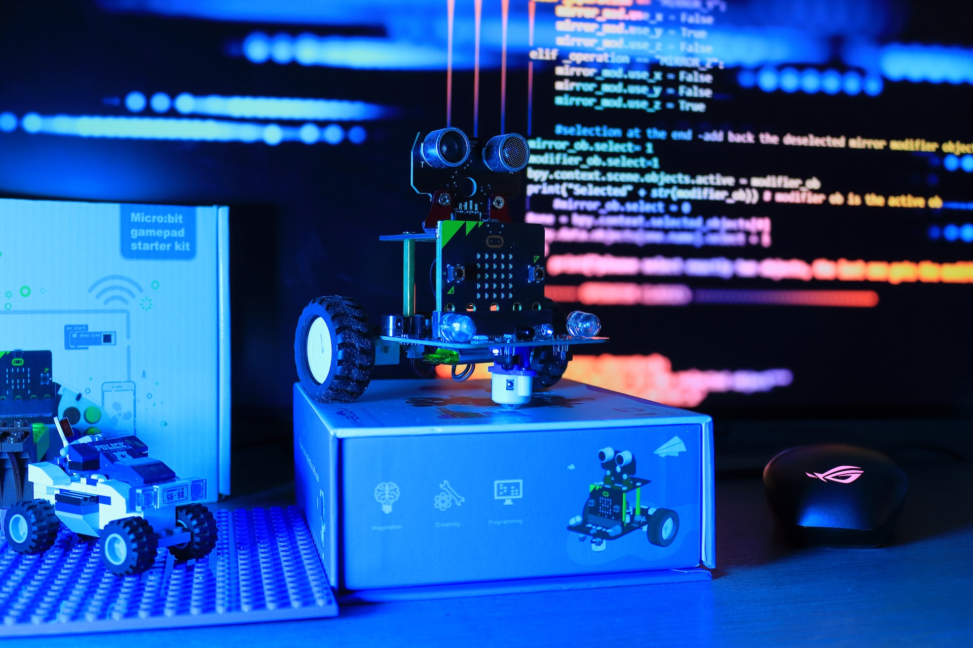 Photo by Gabriel Vasiliu on Unsplash